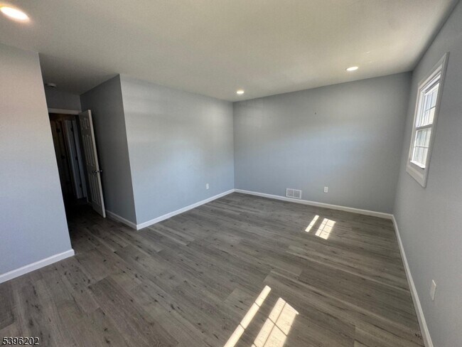 Foto del edificio - 37 Irving St