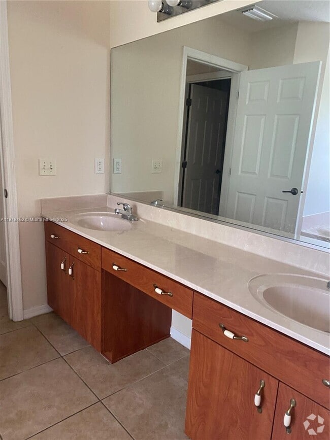 Building Photo - 13755 SW 48th Ct
