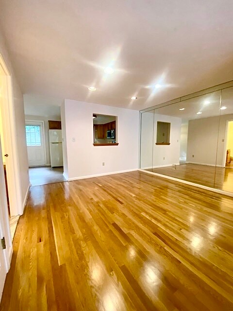 Foto del edificio - 43 Merrymount Rd