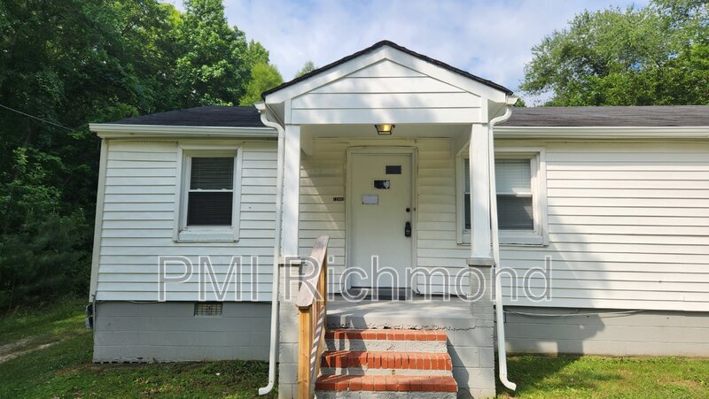 Primary Photo - 12603 W Patrick Henry Rd