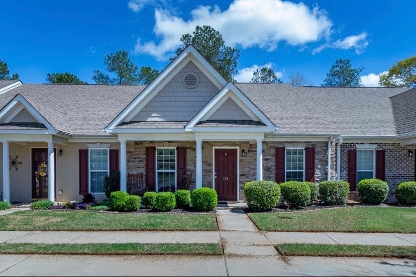 Foto principal - 154 Orchard Way