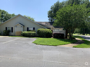 Building Photo - 3442 NW 104th Way