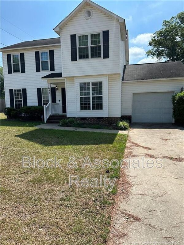 Primary Photo - 1640 Woodfield Rd