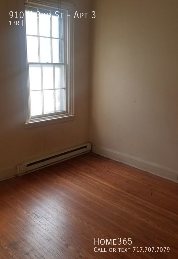 Building Photo - Spacious 1 Bedroom, 1 Bathroom