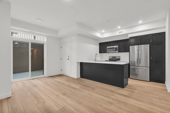 Photo du bâtiment - 824 Woolwich St