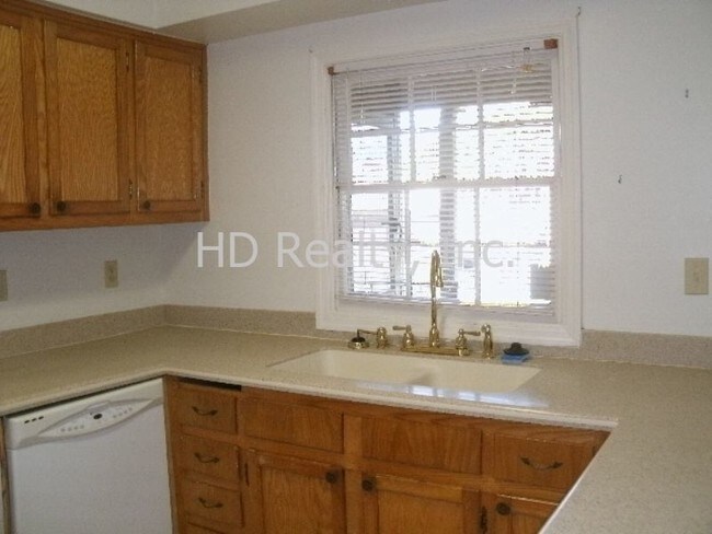 Building Photo - 119 Georgetown Dr