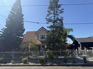 Building Photo - 5922 Monte Vista St