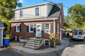 Building Photo - 120B Little Pl