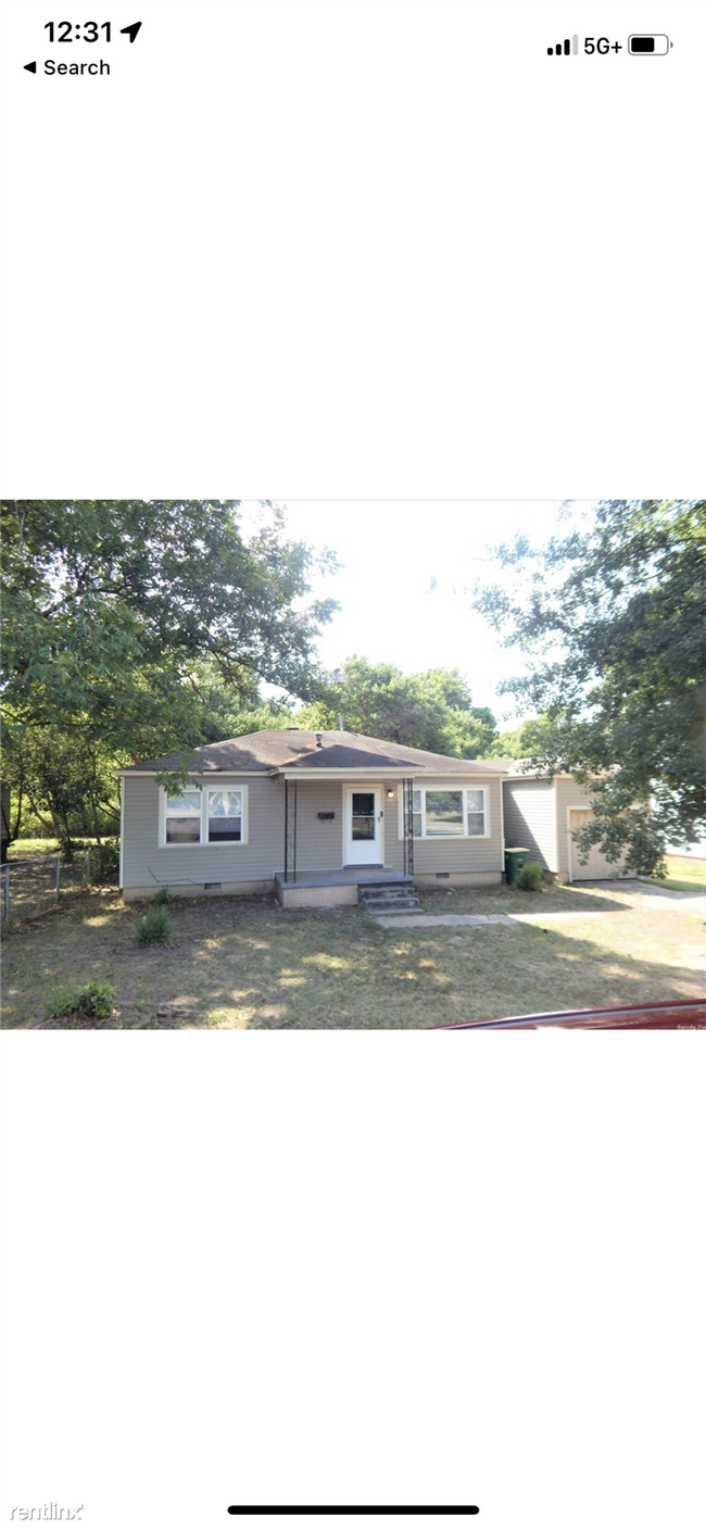 Building Photo - 3 br, 1 bath House - 20 Wright Circle