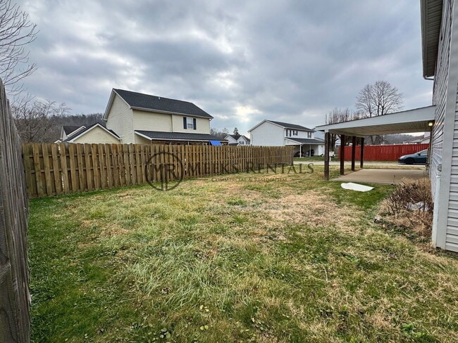 Building Photo - 22 Countryview Est