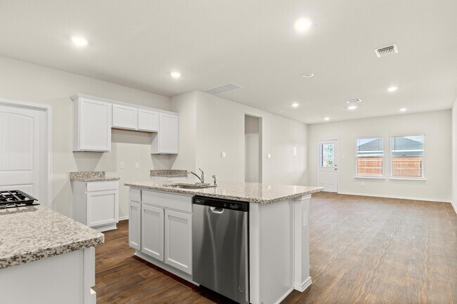 Building Photo - 172 Frogmore Loop