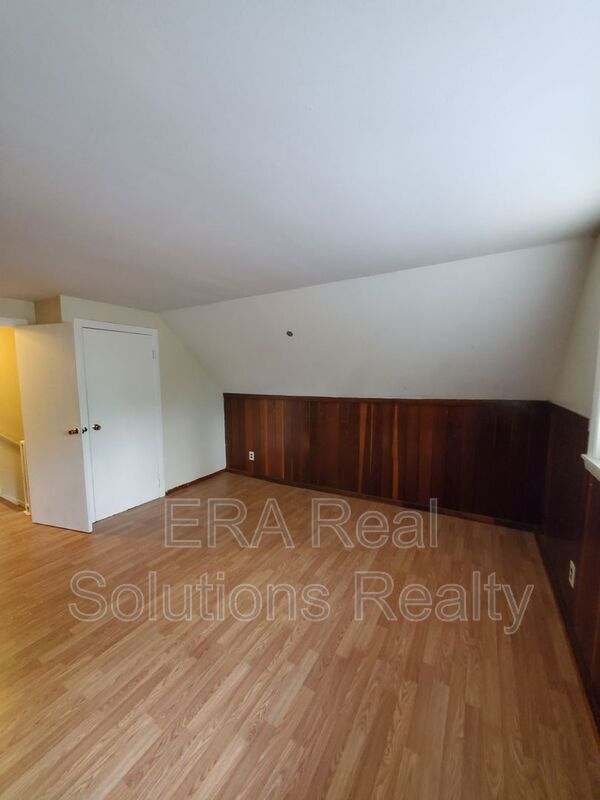 Building Photo - 4766 Huxley Dr