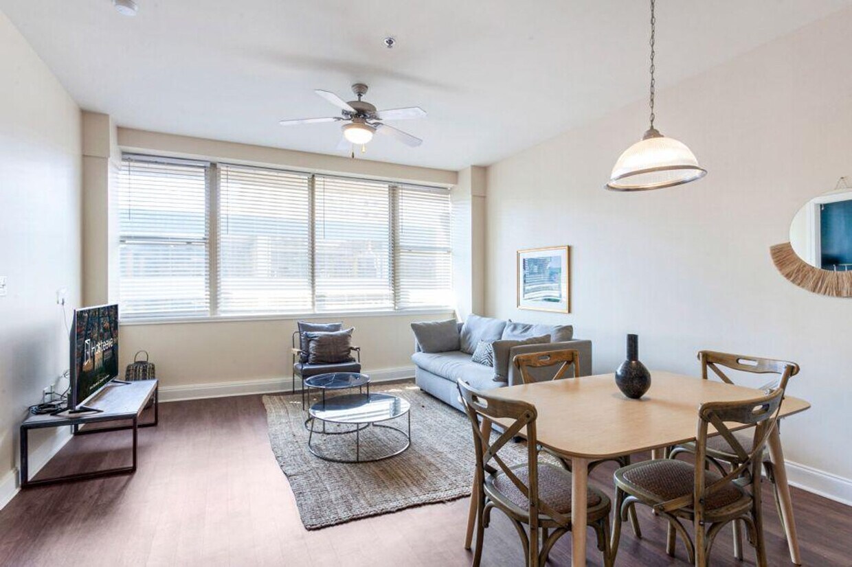 Foto principal - 925 Common St