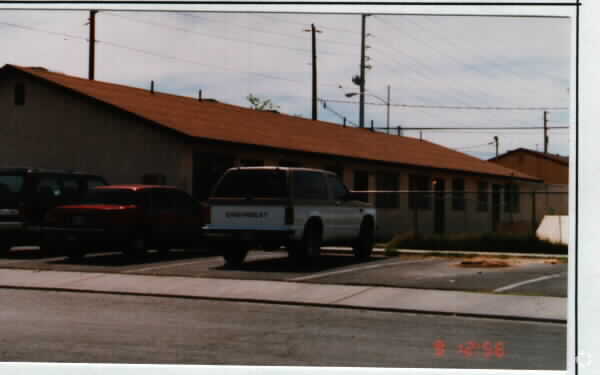 Building Photo - 2401 Daley St