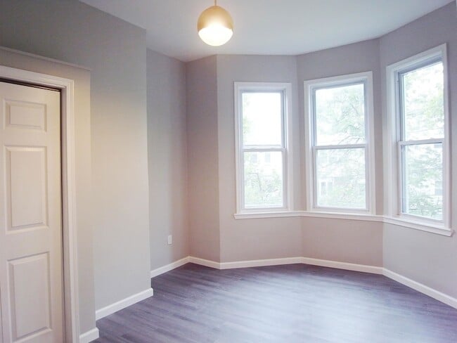 Building Photo - 119 Prospect St