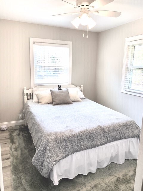Adult bedroom, queen size bed - 9370 E Miami Ave