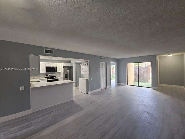 Foto del edificio - 6547 SW 116th Pl