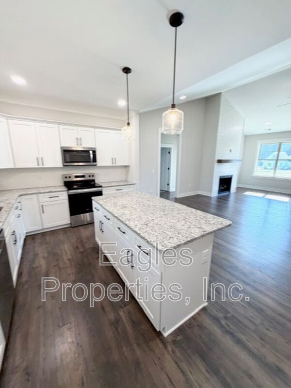 Building Photo - 609 Tuscany Cir