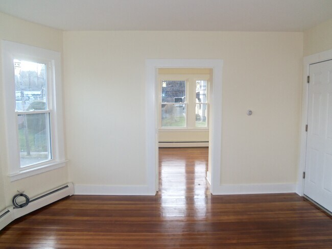 Building Photo - 463 East St