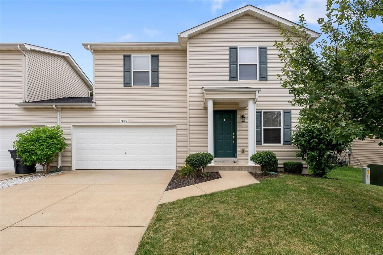 Foto principal - 836 Cadbury Dr