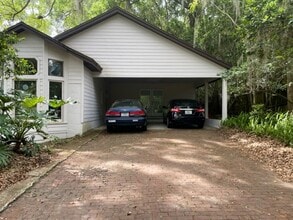 Building Photo - 220 NW 26th St Building Photo - 220 NW 26th St