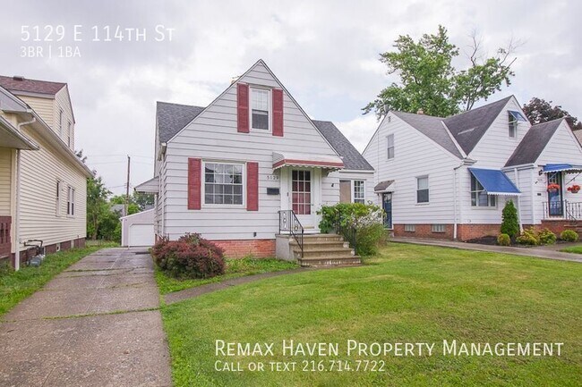 Building Photo - 5129 E 114th St, Garfield Heights-Spacious...