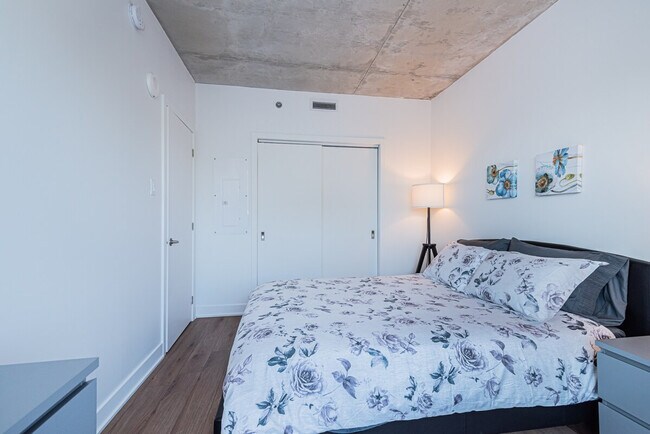 Photo du bâtiment - 1635 Rue St-Hubert