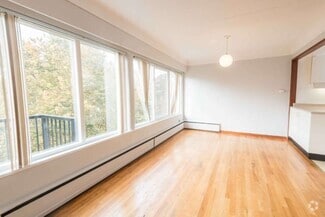 Building Photo - 976 Humboldt St