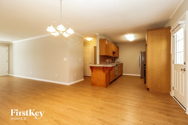 Building Photo - 313 Cohen Cir