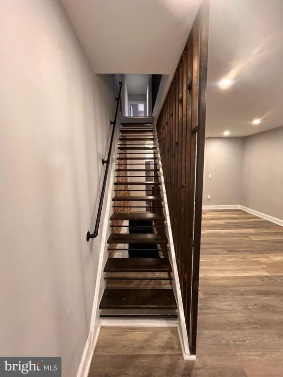 Building Photo - 2041 S Norwood St