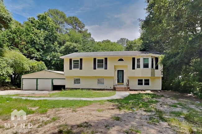 Building Photo - 3798 Leach Rd
