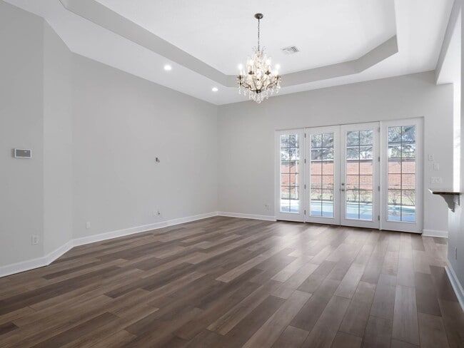 Building Photo - New Windermere Rental!