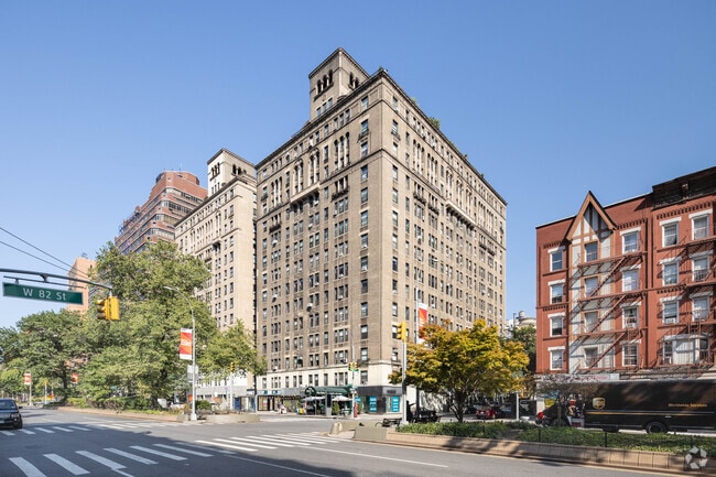 Rousseau Condominiums