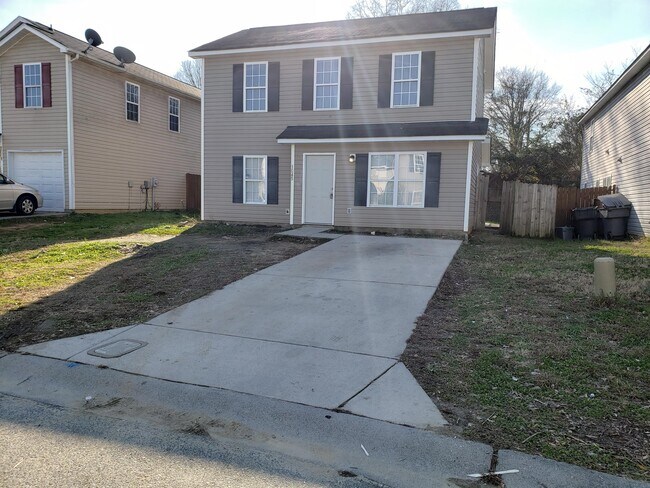 Building Photo - 1045 Brianna Way