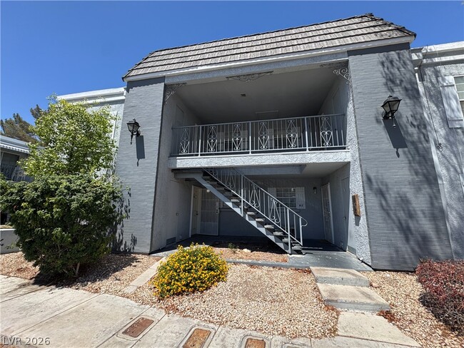 Building Photo - 3823 S Maryland Pkwy