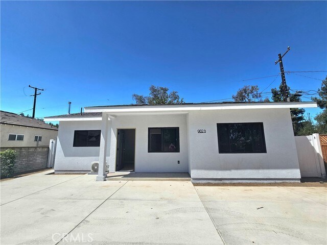 Foto principal - 902 Magnis St