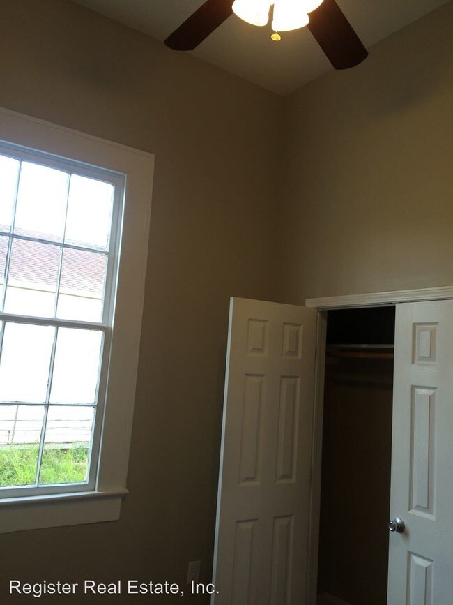 Foto del edificio - 2323 Pauger St