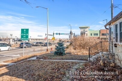 Foto del edificio - 1596 Concordia Ave