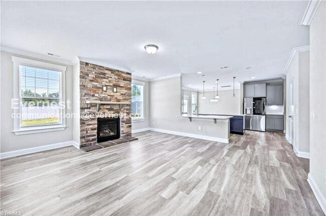 Foto del edificio - 248 Pilot Bluff Dr