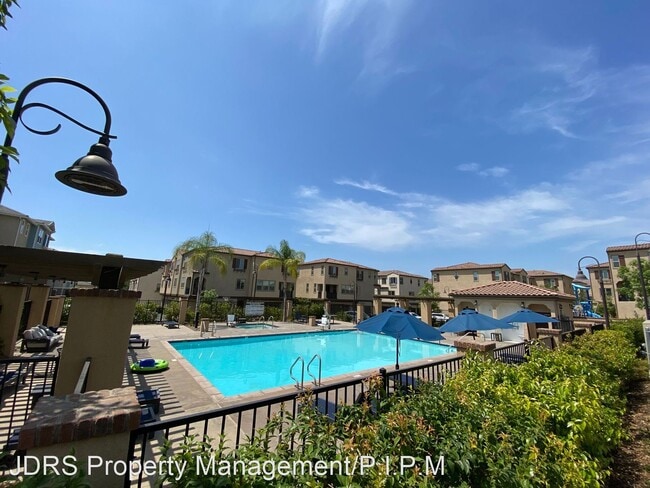 Building Photo - 3 br, 2.5 bath House - 4313 Canyon Coral Lane