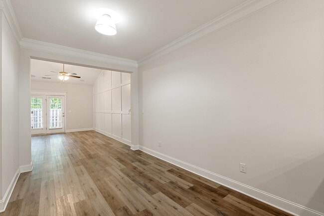 Building Photo - 314 Sumac Trail