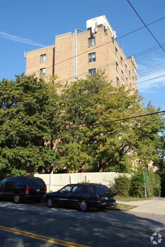 Foto del edificio - Lane Hill Apartments