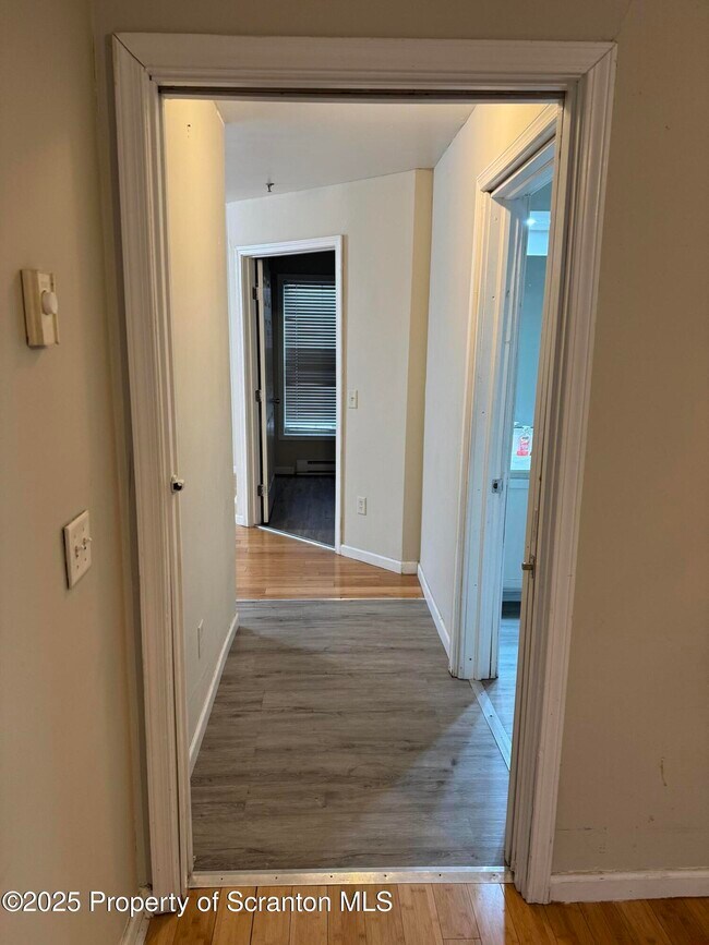 Foto del edificio - 114 Prospect Ave