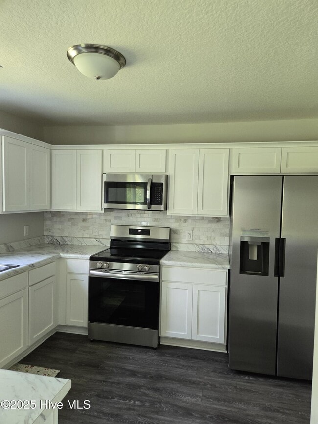 Building Photo - 309 Samuel Run Dr