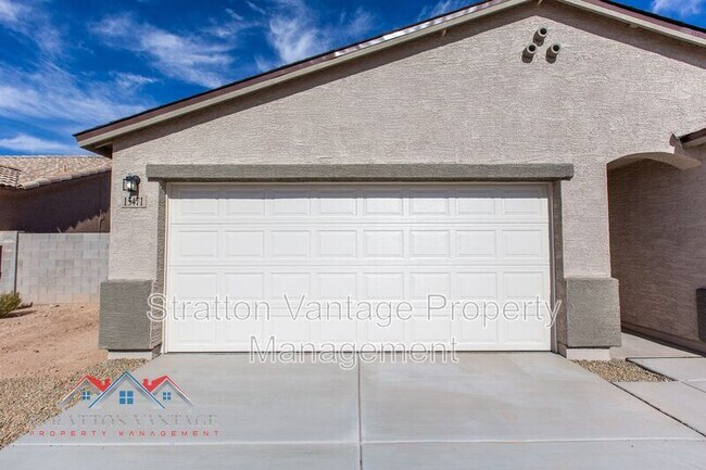 Building Photo - 15471 S Patagonia Rd