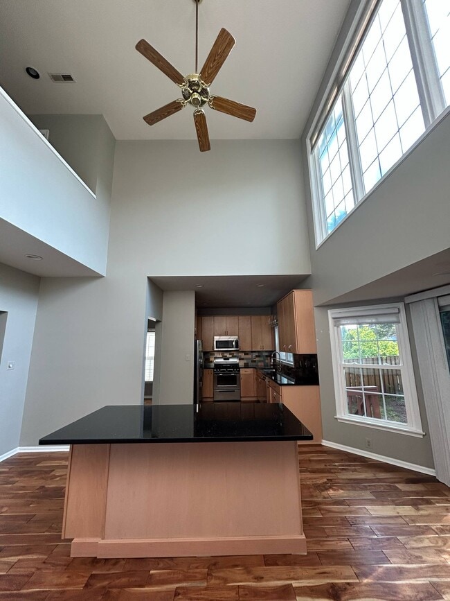 Eating in Kitchen - 5556 Village Center Dr
