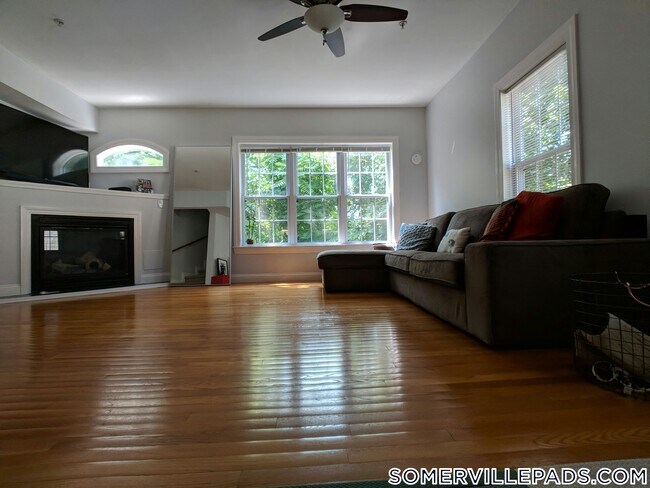 Foto del edificio - 104 Woodstock St