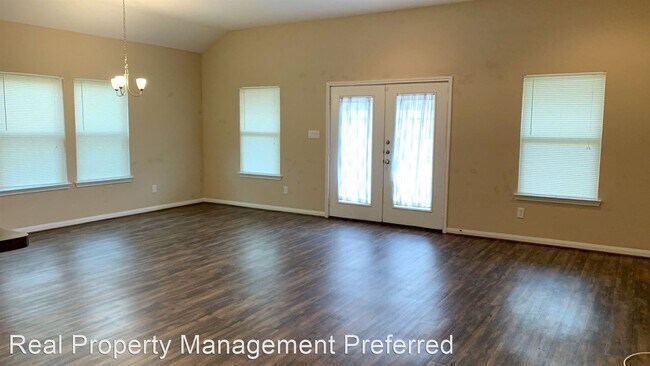 3 br, 2 bath House - 21507 Turkey Circle - 4