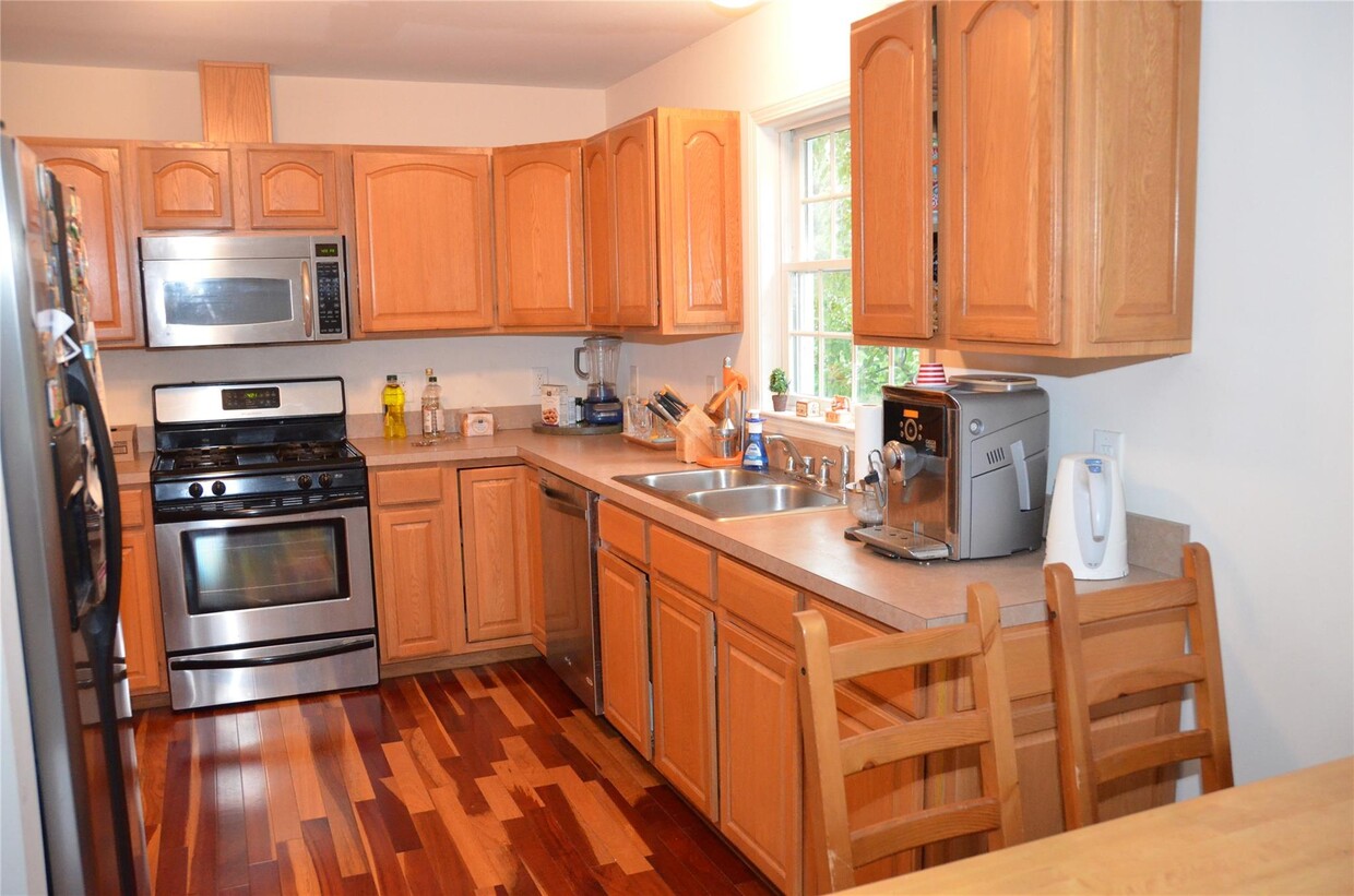 Foto principal - 271 Purchase St