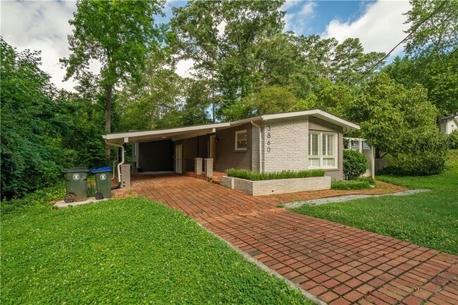 Foto del edificio - 3860 Carlton Dr